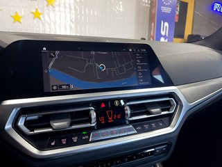 BMW 330e