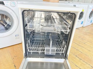 LAVAVAJILLAS BOSCH 2 BANDEJAS A+++. COMO NUEVO