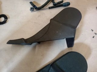 Embellecedores anclaje cinturón Mercedes W124
