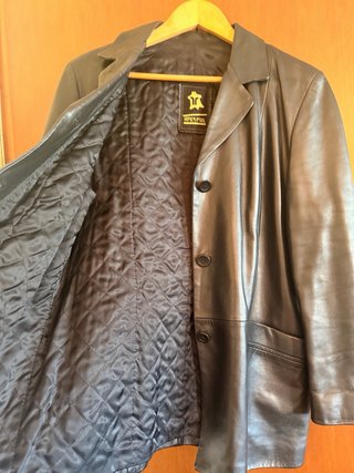 Chaqueta de cuero negra