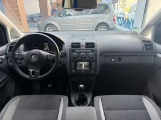 Volkswagen Touran 2015