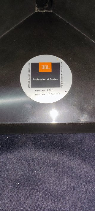 2 JBL 2425J + 2 JBL 2370