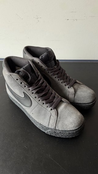 Nike SB Blazer Mid de Ante gris y negras talla 38