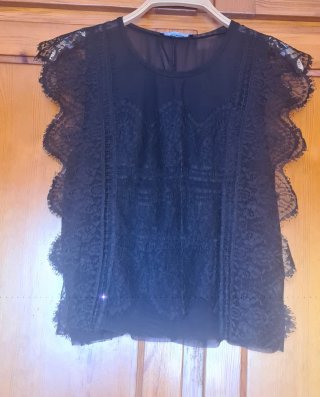 Top Zara Encaje Negro