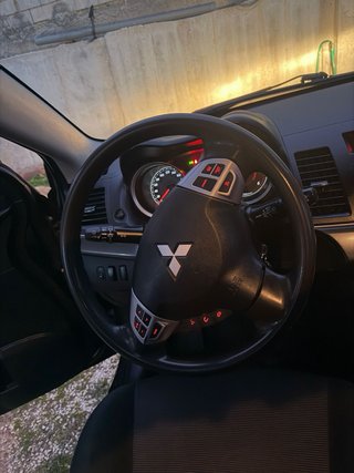 Mitsubishi Lancer