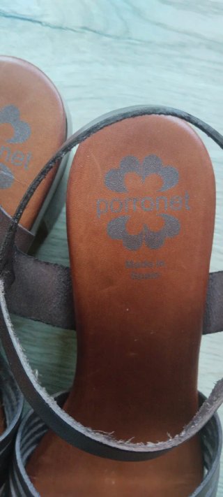 Sandalias de piel con tacón cómodo,marrones