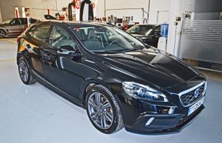 Volvo V40 2.0 CROSS COUNTRY 4WD AUTOM