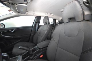 Volvo V40 2.0 CROSS COUNTRY 4WD AUTOM