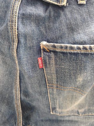 Bermudas Levi's Azules