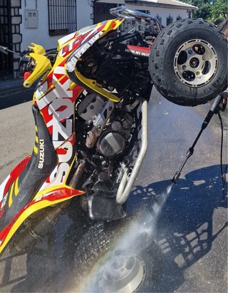 Suzuki LTZ 400 Quad Rojo y Amarillo