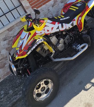 Suzuki LTZ 400 Quad Rojo y Amarillo