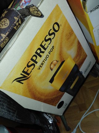 Cafetera Nespresso Vertuo Pop DeLonghi