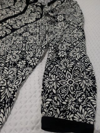 Vestido Zara Entretiempo Estampado Blanco y Negro
