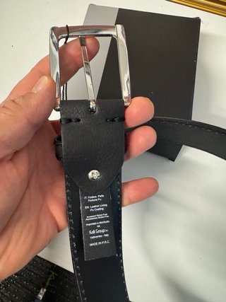 Cintura uomo nera con cartellino