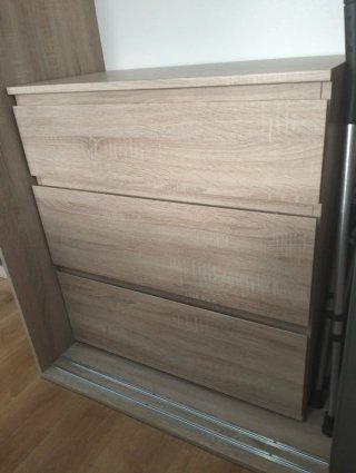 Dormitorio completo con canapé y colchón
