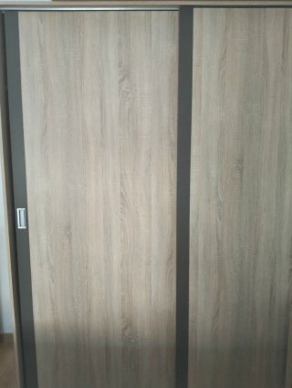 Dormitorio completo con canapé y colchón