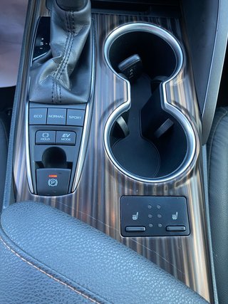 EXPECTACULAR!!! TOYOTA CAMRY LUXURY HIBRIDO