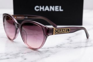 Gafas de sol  rosas y marrones