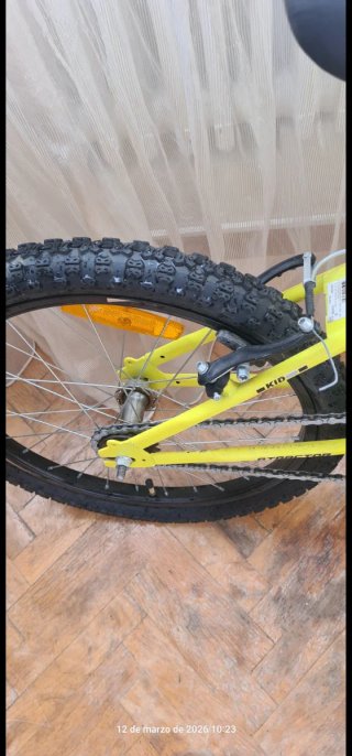 Bicicleta Infantil ATRACTOR Amarilla