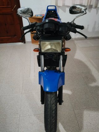 Honda NSR azul/rojo con ITV