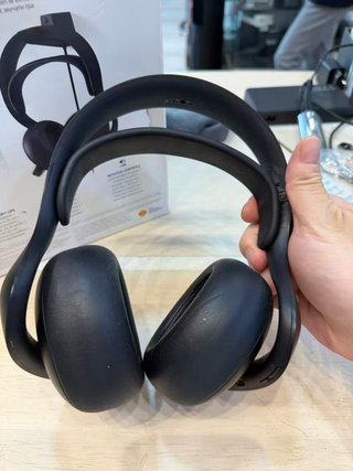 Sony Pulse Elite Auriculares,rota por pieza