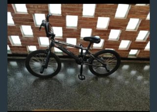 Bicicleta BMX Diamondback