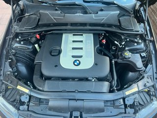 BMW e93 330dA cabrio