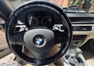 BMW e93 330dA cabrio
