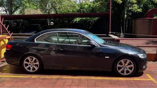 BMW e93 330dA cabrio