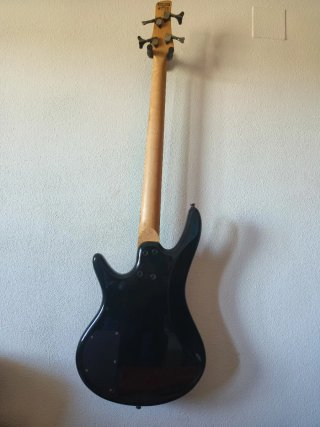 Bajo Ibanez GIO 2011