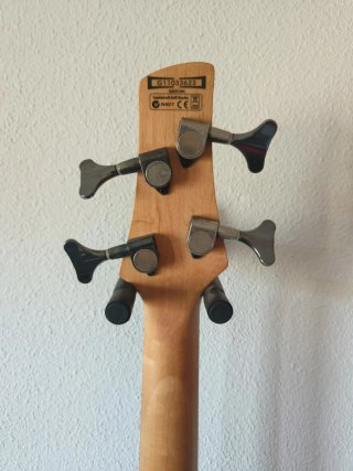 Bajo Ibanez GIO 2011