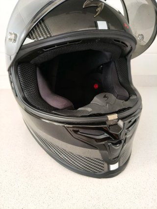 Precioso Casco Scorpion EXO R1 EVO AIR Gris/Negro