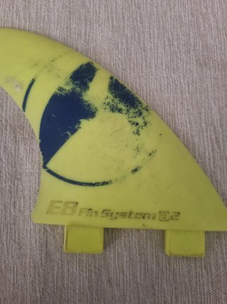 Quillas Surf FCS E8 Fin System A2