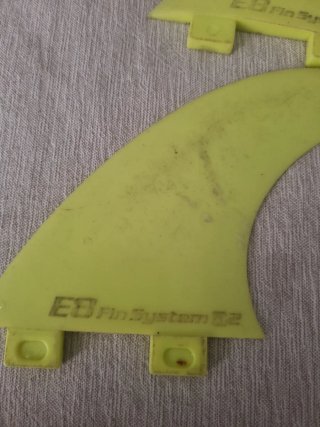 Quillas Surf FCS E8 Fin System A2