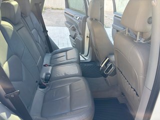 Porsche Cayenne 2012