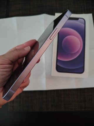 iPhone 12 Viola