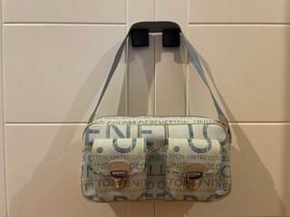 Bolso United Colors of Benetton logo