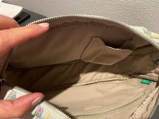 Bolso United Colors of Benetton logo