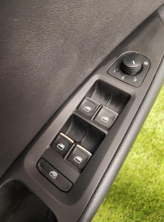 Seat 293072 guarnecido puerta 5f4867131 leon (5f1)