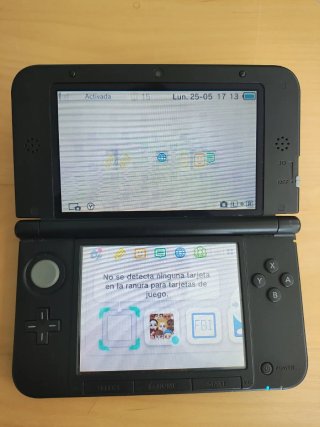 Nintendo 3DS Negra XL + 2 juegos