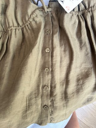Top Zara verde oliva nuevo
