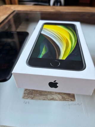 iPhone SE 64GB Nero