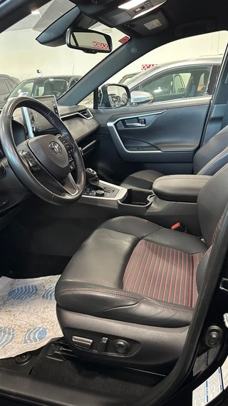TOYOTA Rav4 2.5l PLUGIN 300PH eCVT Style Plus
