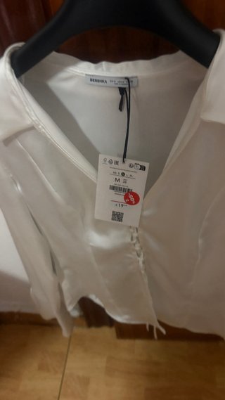 Camisa Bershka Blanca Talla M Sin Estrenar