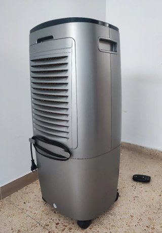 Climatizador evaporativo.  80w 4 velocidades