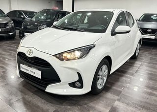 TOYOTA Yaris 1.5 120H Business Plus