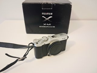 Cámara Fujifilm X-M1 (Cuerpo)