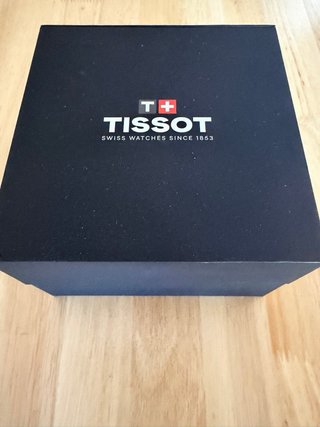 Reloj Tissot 40mm esfera verde, sin usar