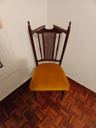 Juego de 3 sillas de madera