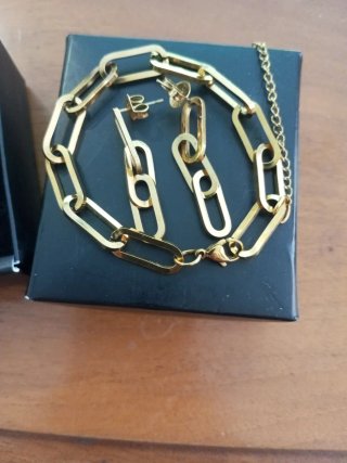 Conjunto pulsera y pendientes eslabones dorados